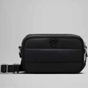Lululemon Wunder Puff Crossbody Camera Bag 2L
